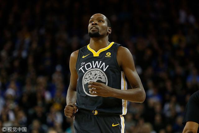 阿不都21+9徐杰25分 新疆6连胜终结广东9连胜